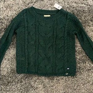 🦋(3/$15) Hollister Sweater NWT